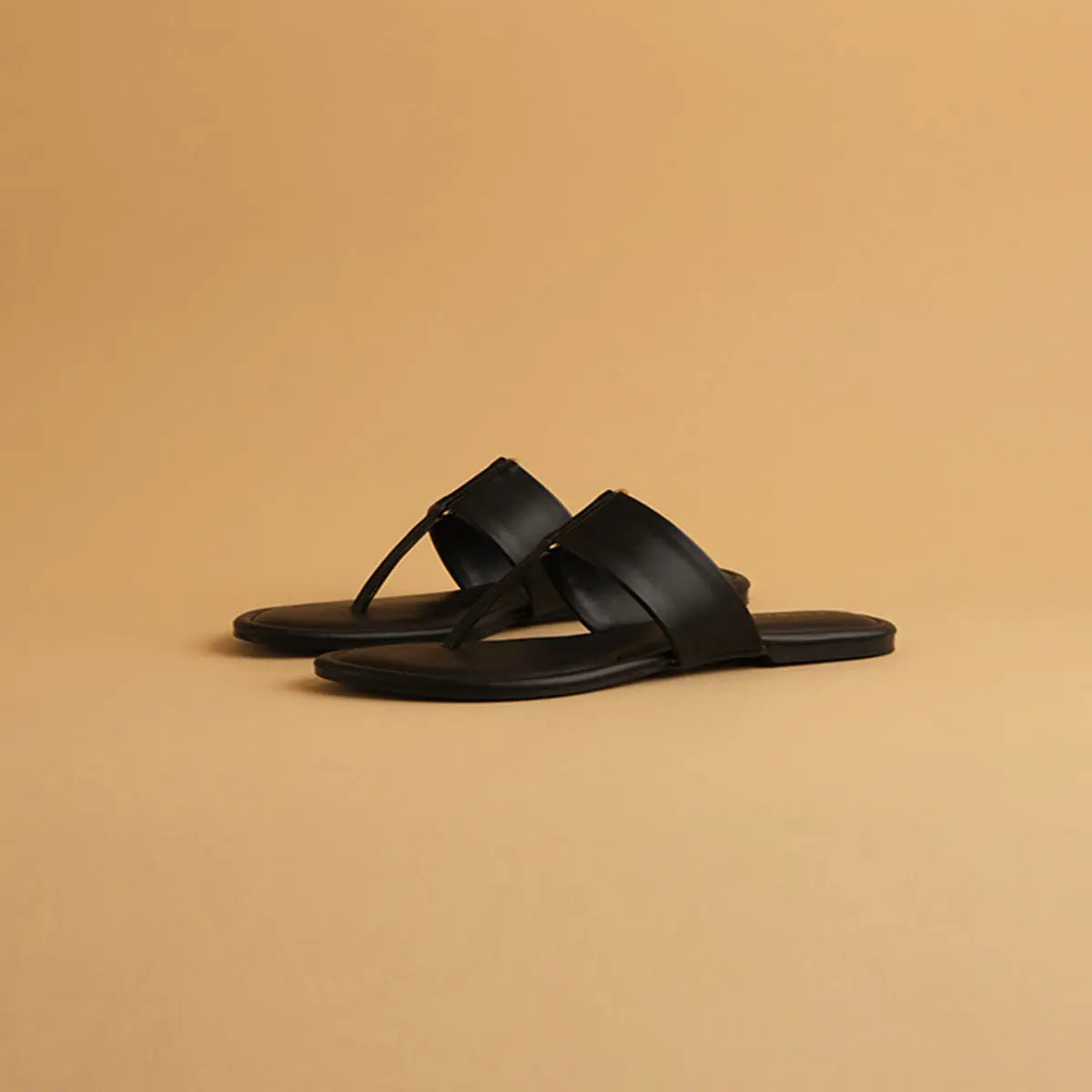 Petra Solid Flats Ahmad Arts