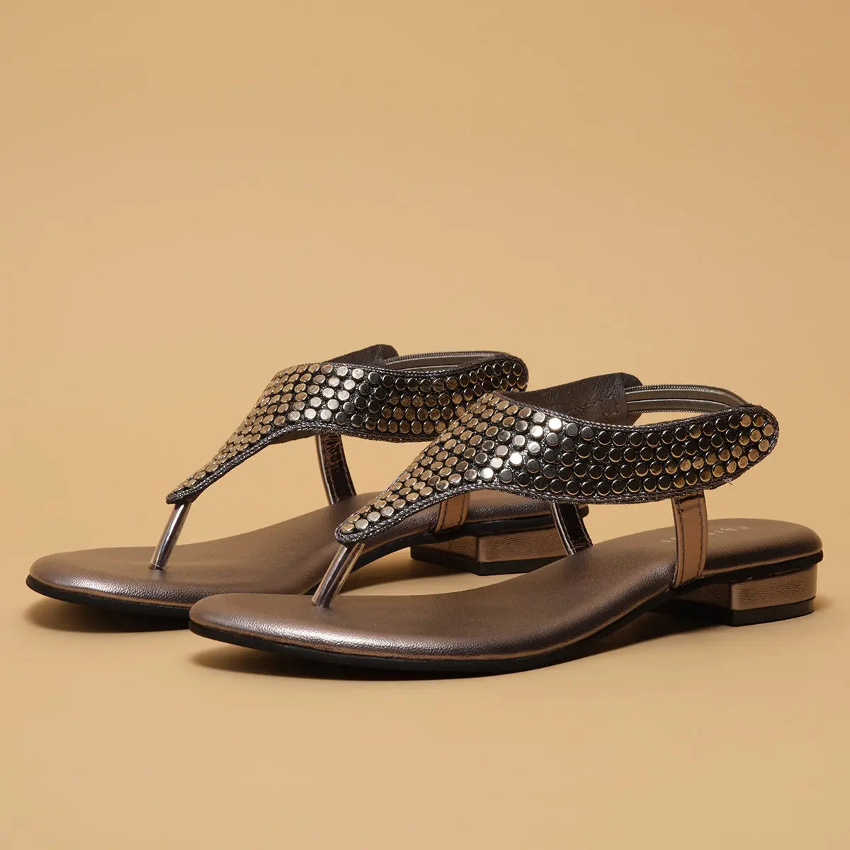 Reyna Thong Flats Regina Footwear