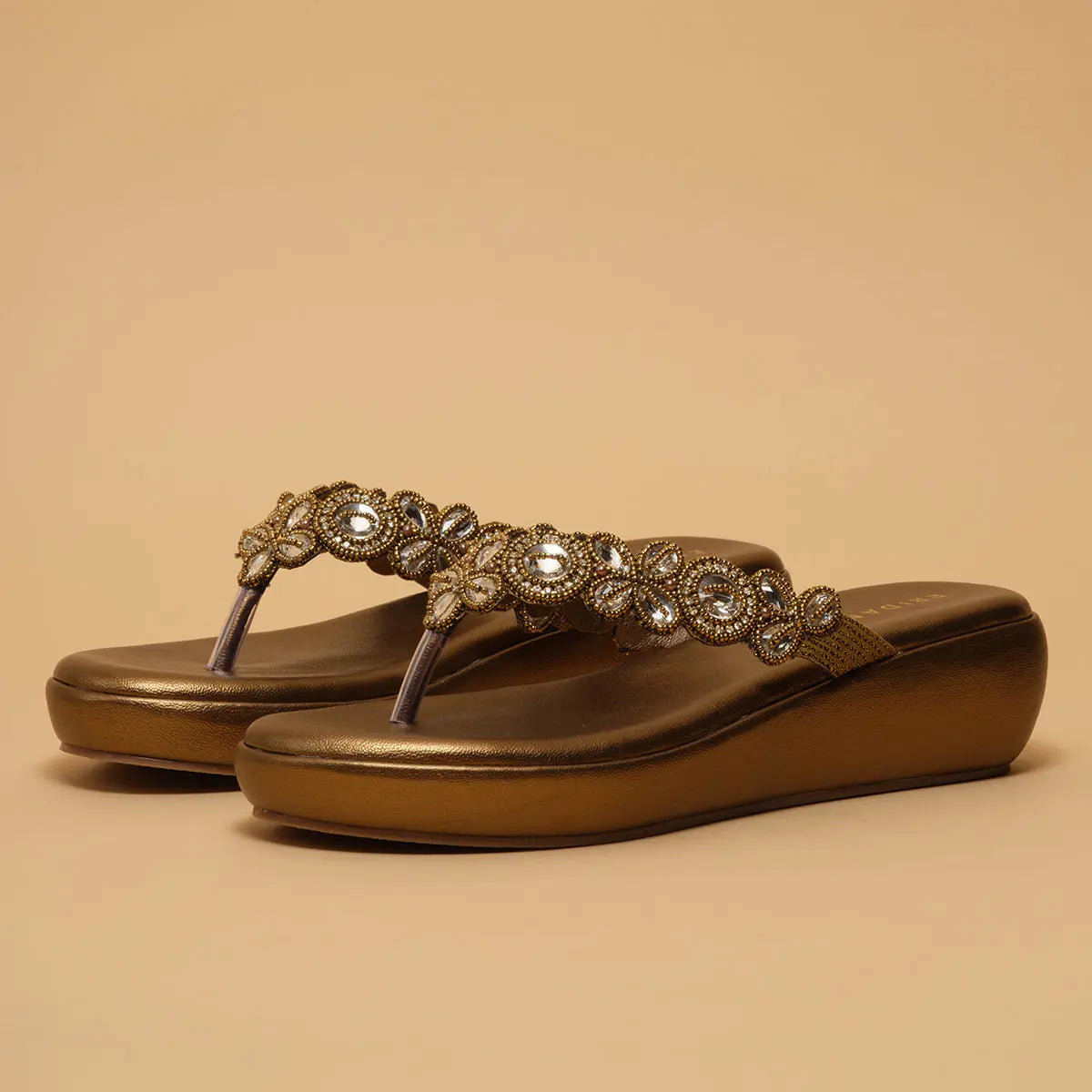Riyana Thong Wedges Regina Footwear