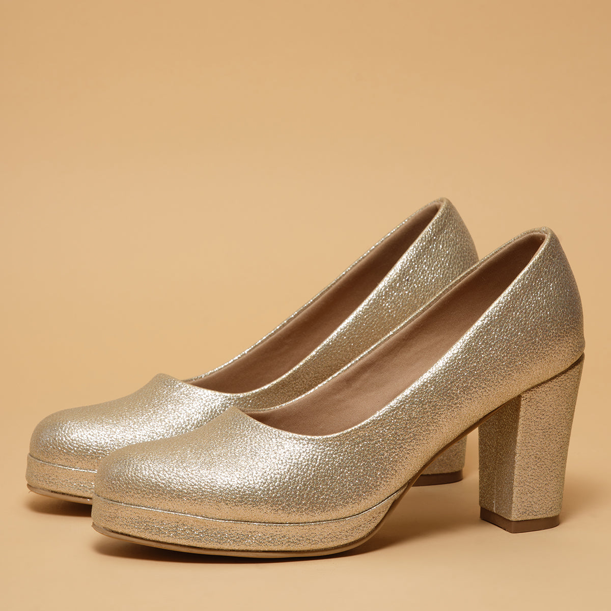 Romana Platform Pumps