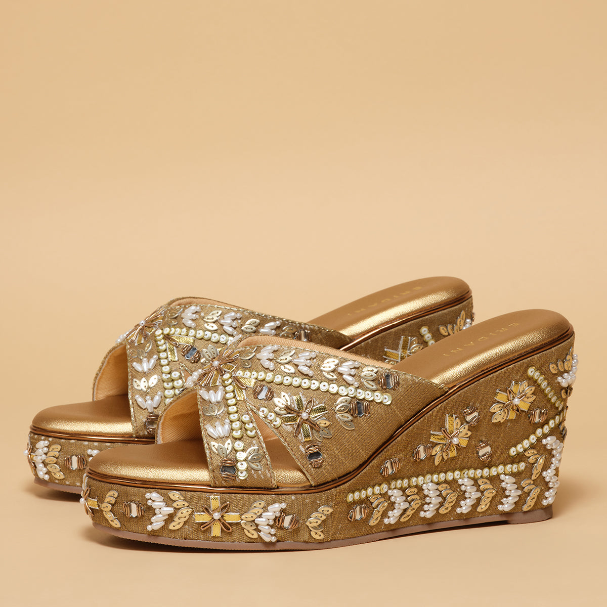Roohi Embroidered Wedges