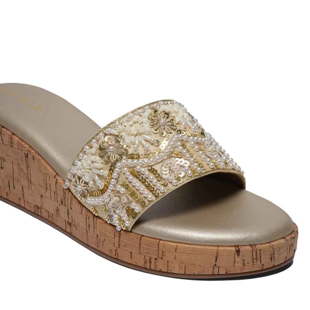 Sohvi Embroidered Wedges Akil