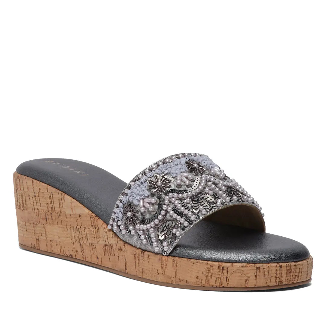 Sohvi Embroidered Wedges Akil