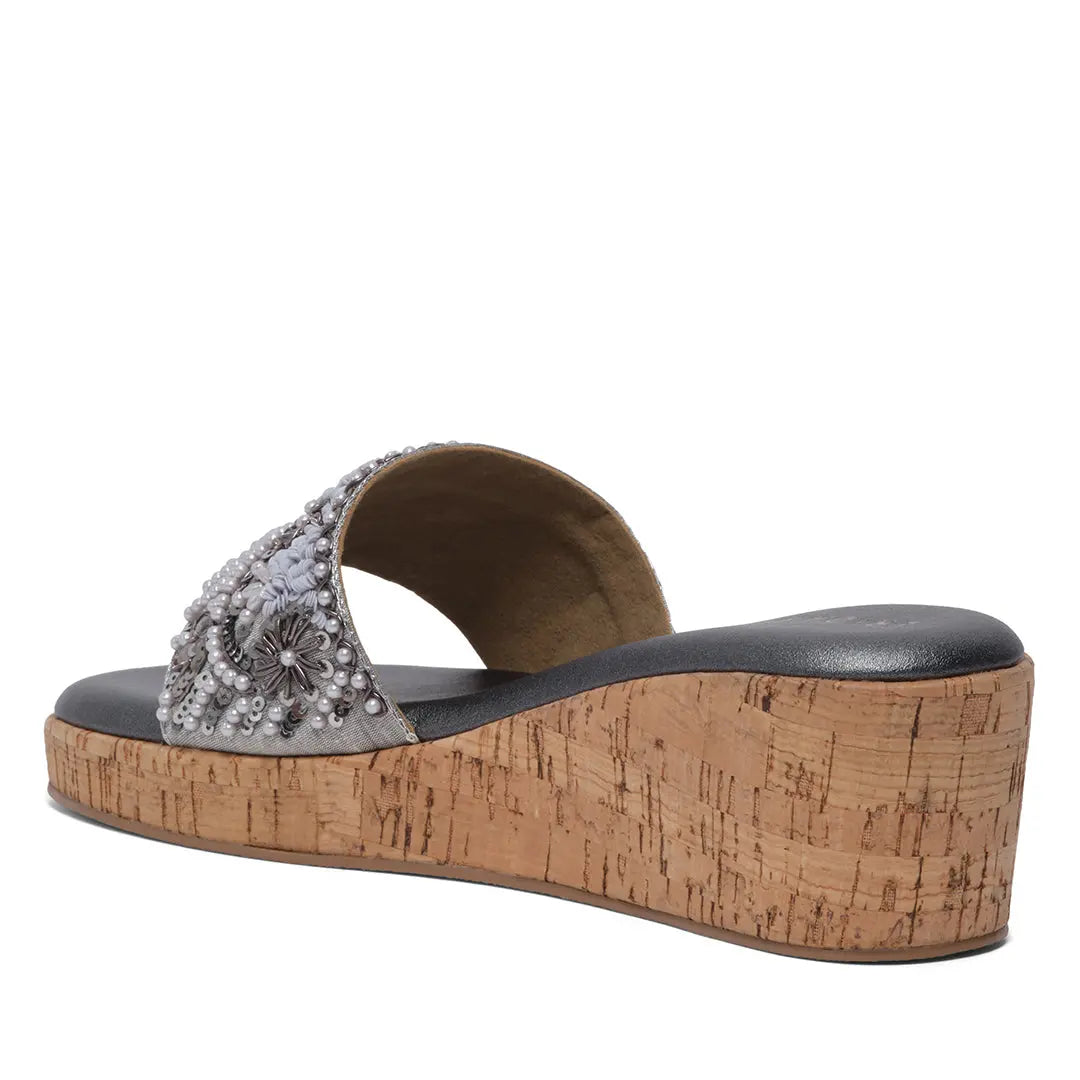 Sohvi Embroidered Wedges Akil