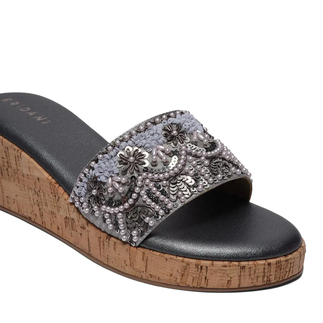Sohvi Embroidered Wedges Akil
