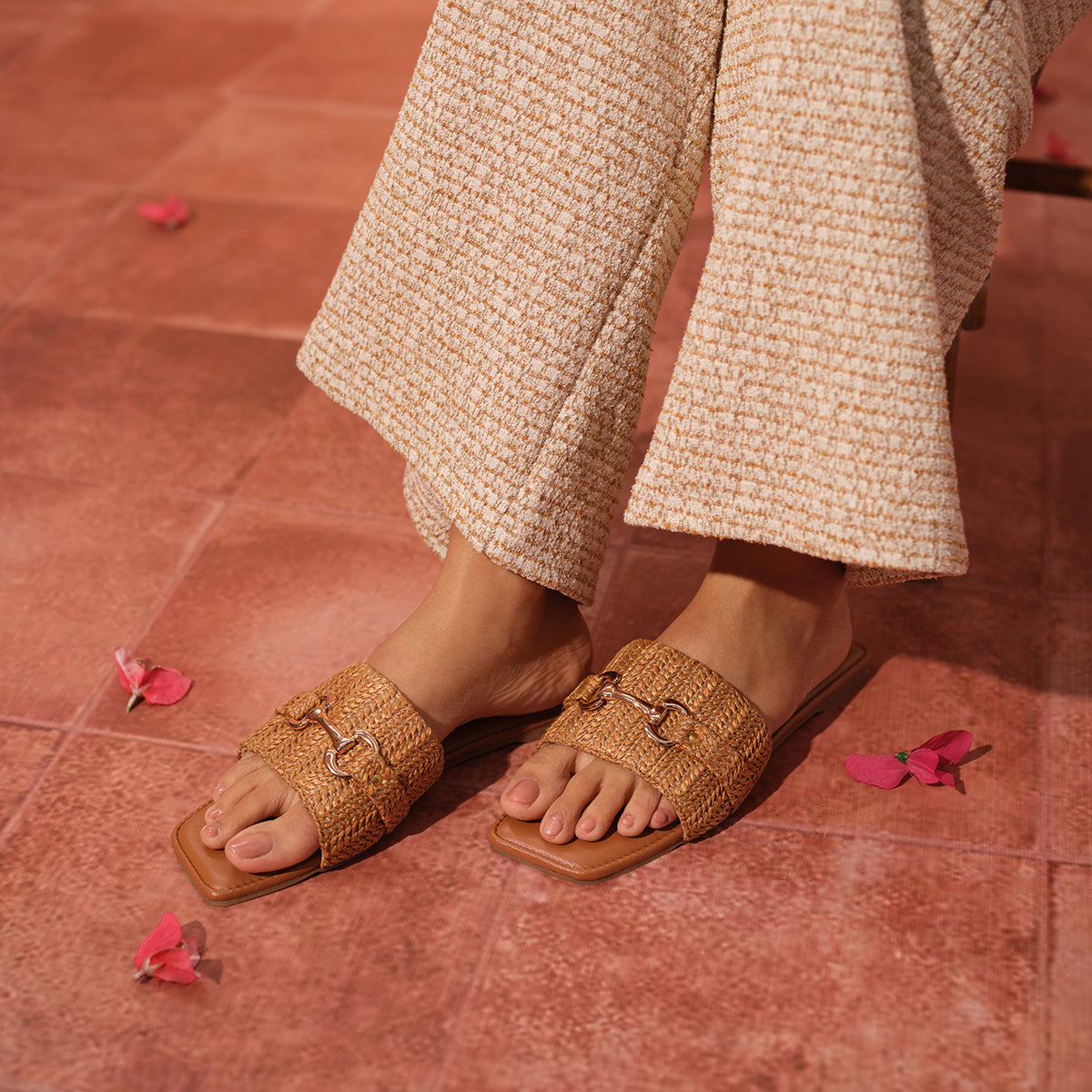 Sorelle Slip-on Flats Ahmad Arts