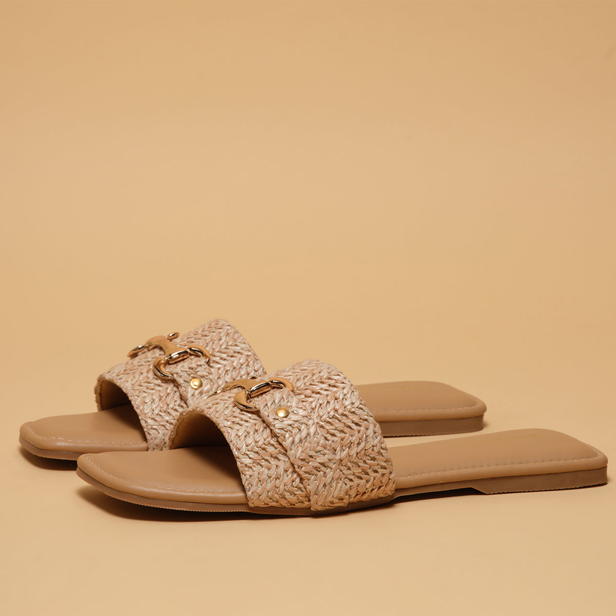 Sorelle Slip-on Flats Ahmad Arts
