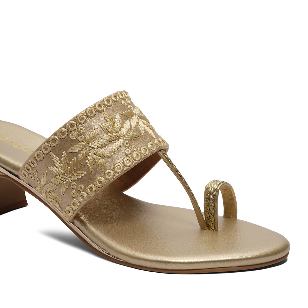 Syna Embroidered Kolhapuri