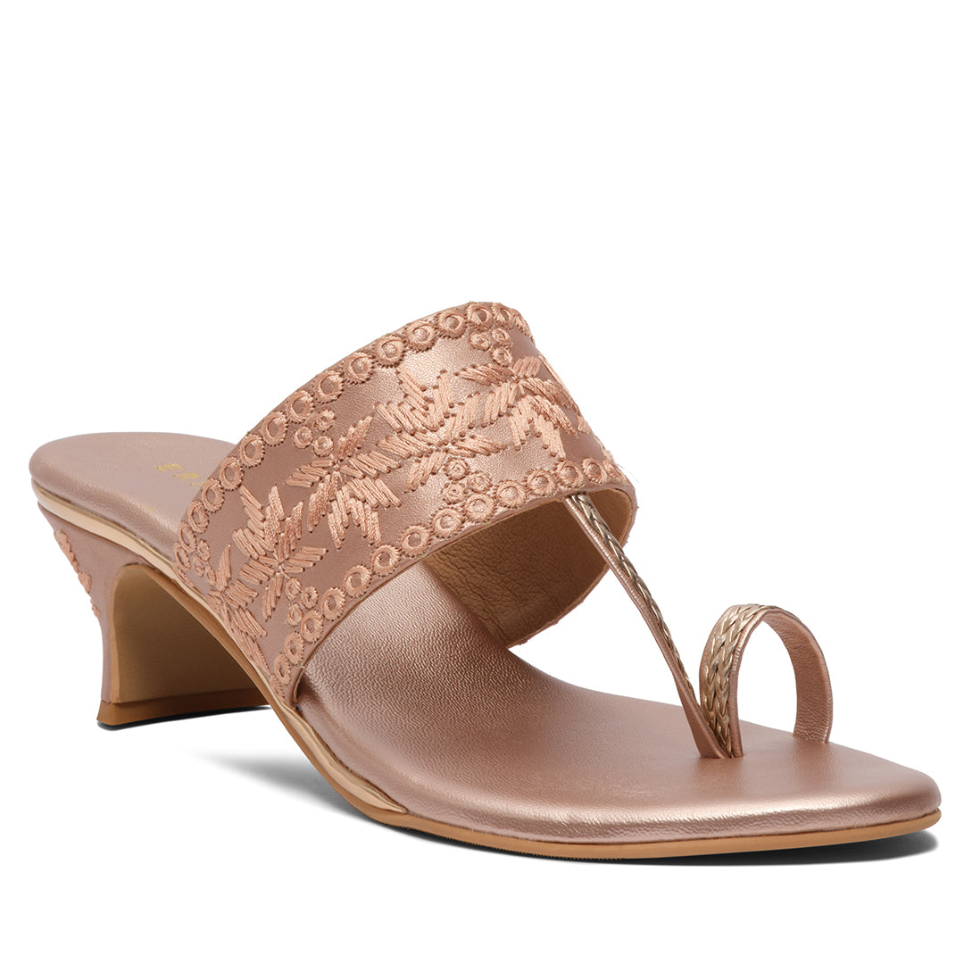 Syna Embroidered Kolhapuri