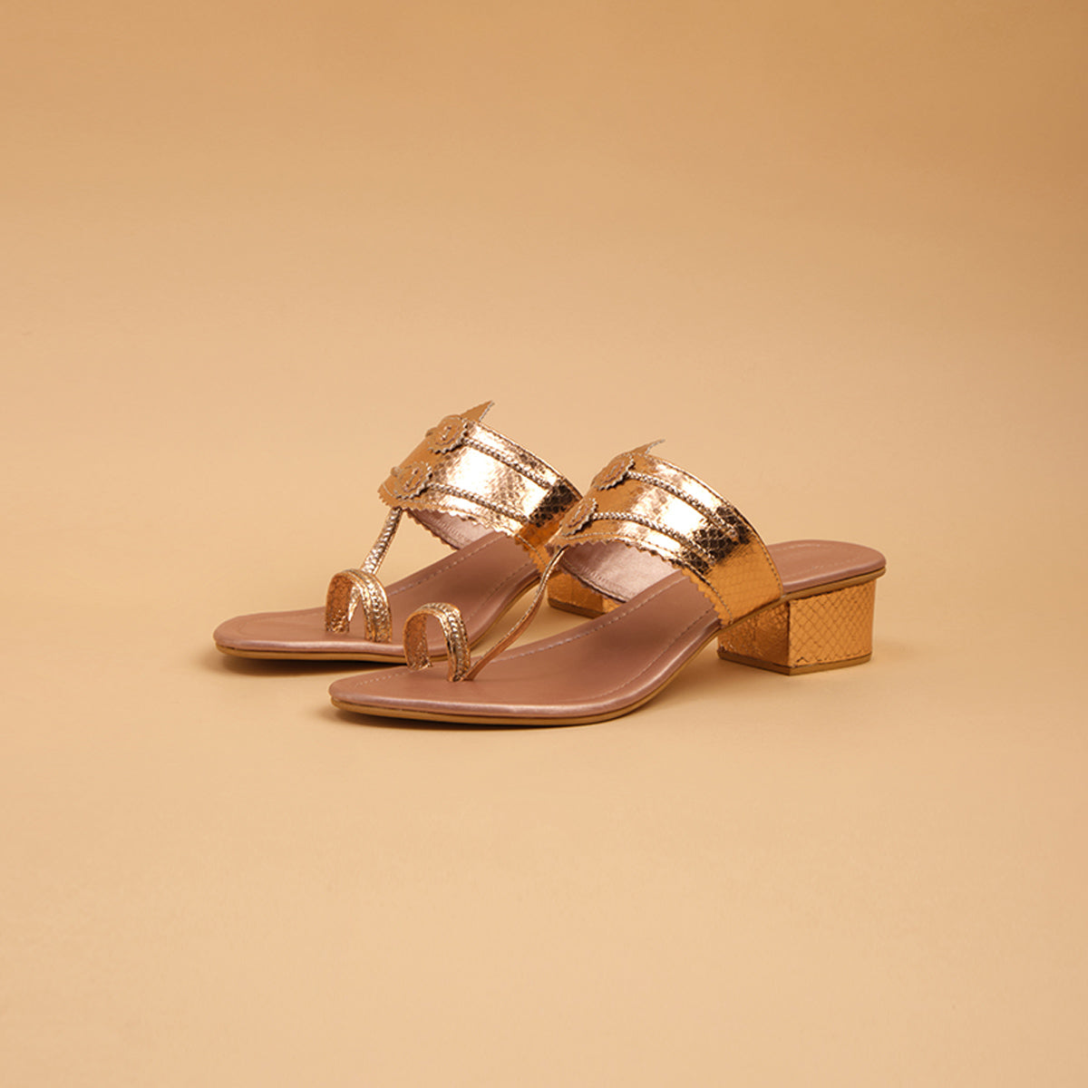 Toran Kolhapuri Heels