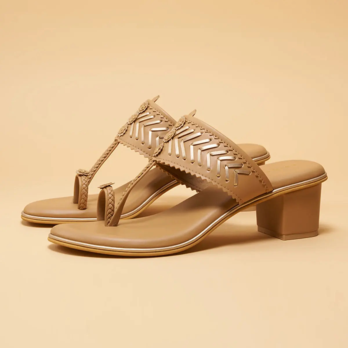 Vaani Kolhapuri Heels Akil
