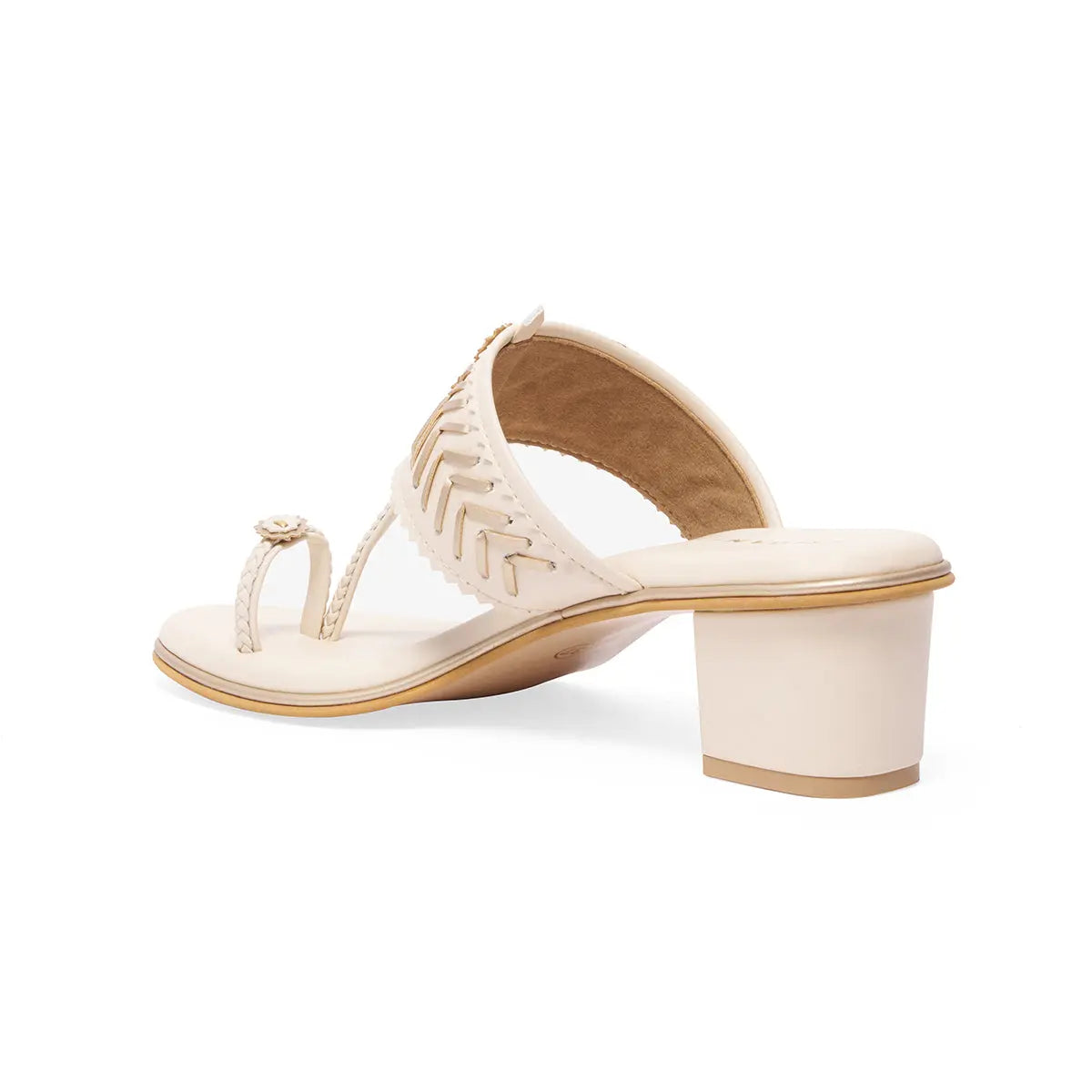 Vaani Kolhapuri Heels Akil