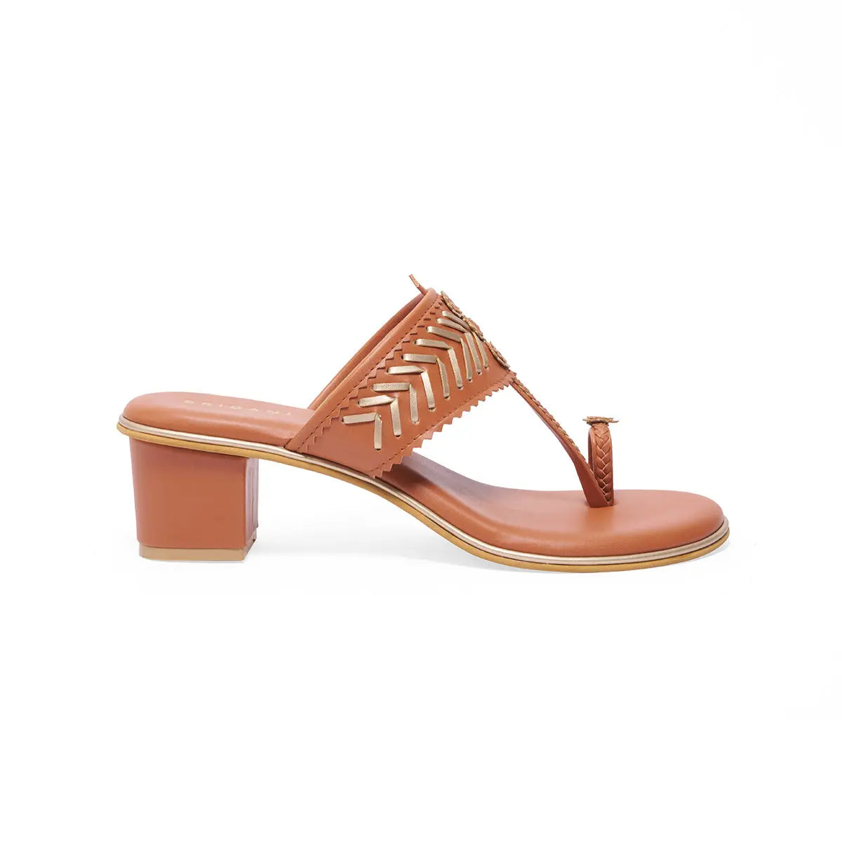 Vaani Kolhapuri Heels Akil