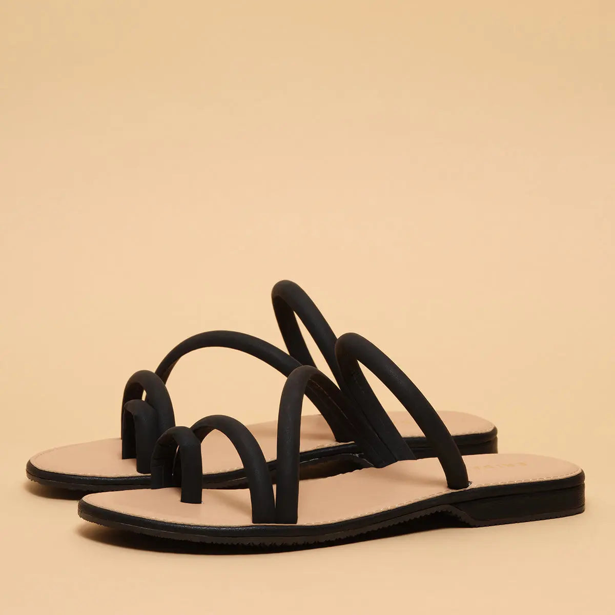 Valerie Strappy Flats M I Shoes