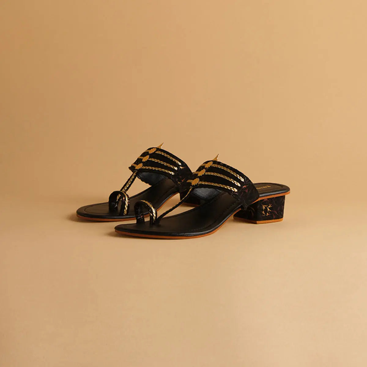 Veera Kolhapuri Heels New Shoib
