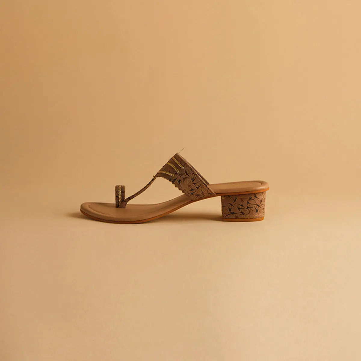 Veera Kolhapuri Heels New Shoib