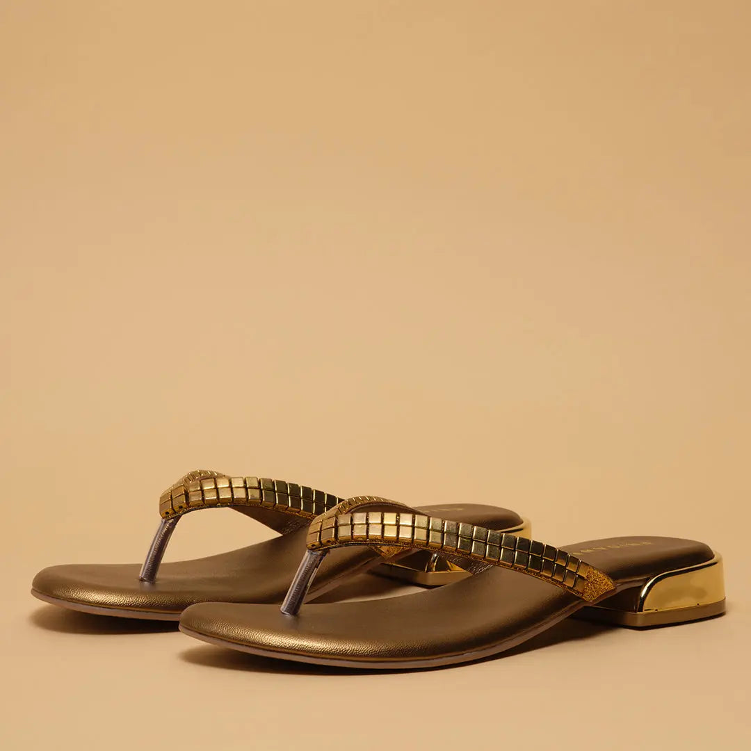 Yara Slip-on Flats Ahmad Arts