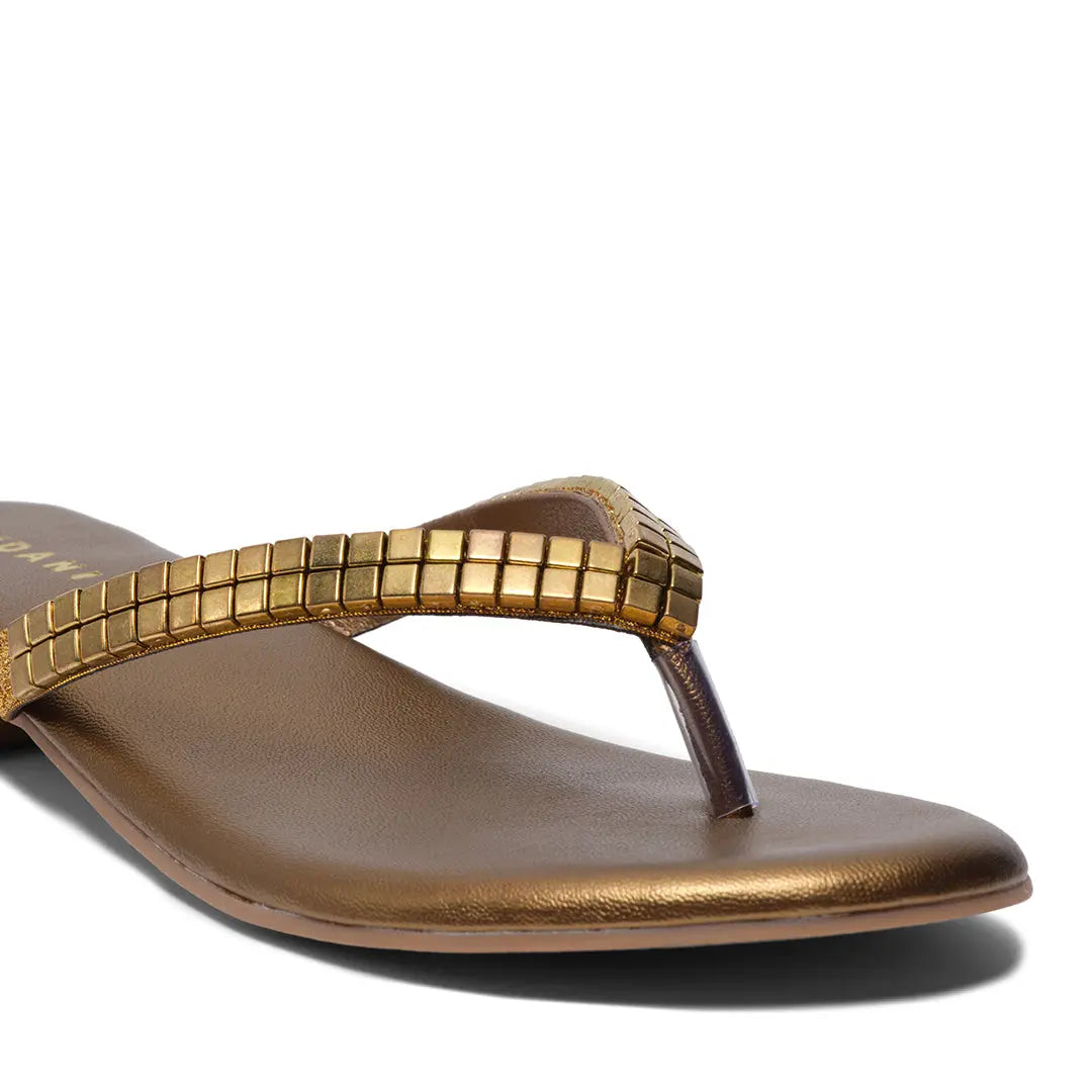 Yara Slip-on Flats Ahmad Arts