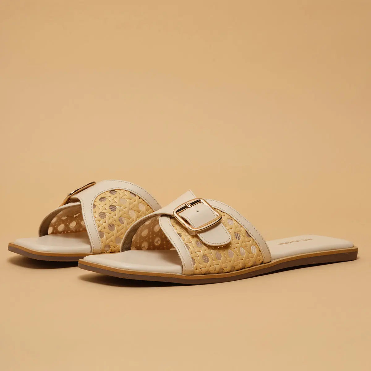 Yuves Slip-on Flats S R Footwear