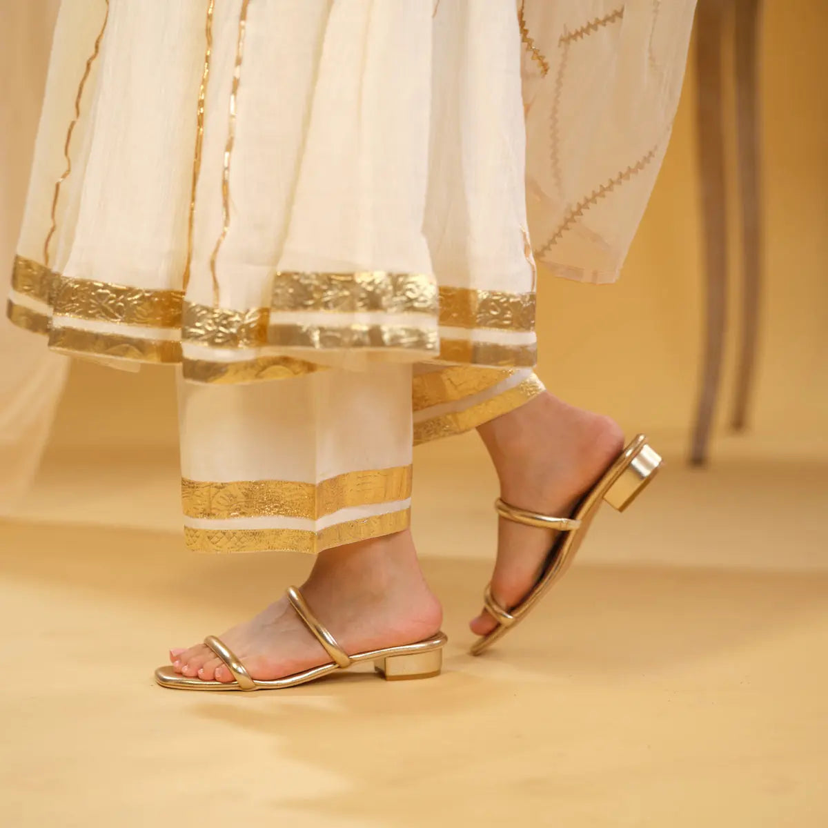 Zoe Slip-on Flats Ahmad Arts