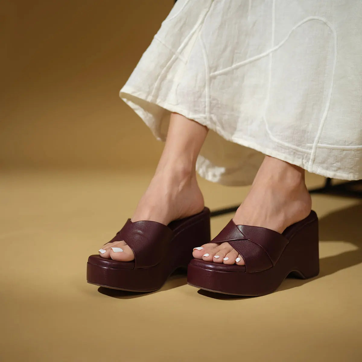 Lauren Slip-On Wedges Star Footwear