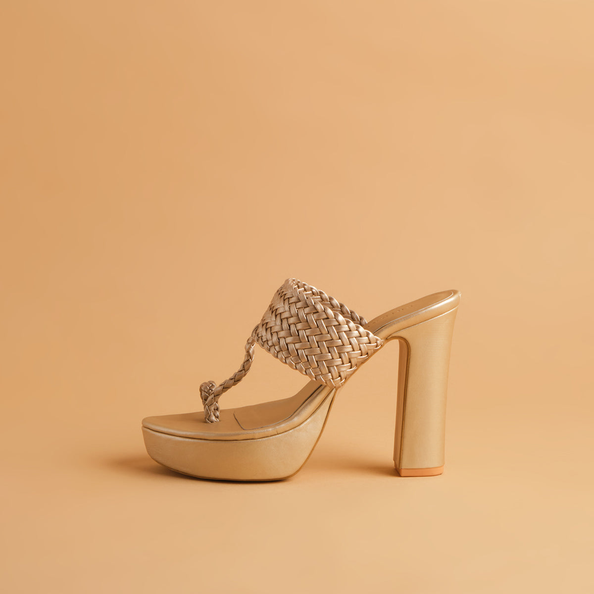 Frida Kolhapuri Heels