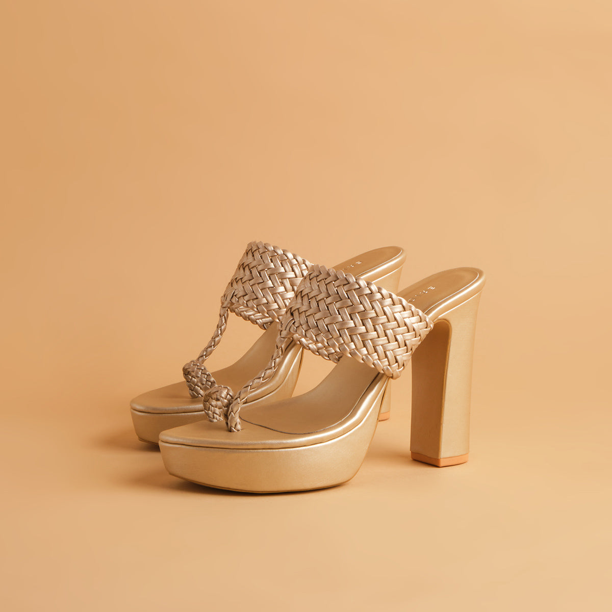 Frida Kolhapuri Heels