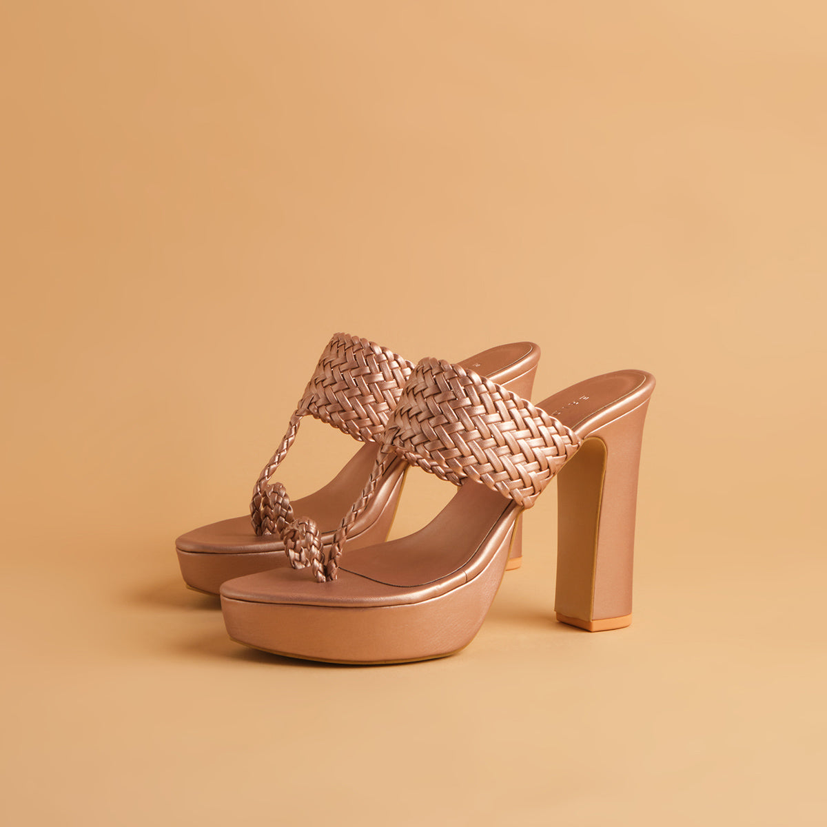 Frida Kolhapuri Heels
