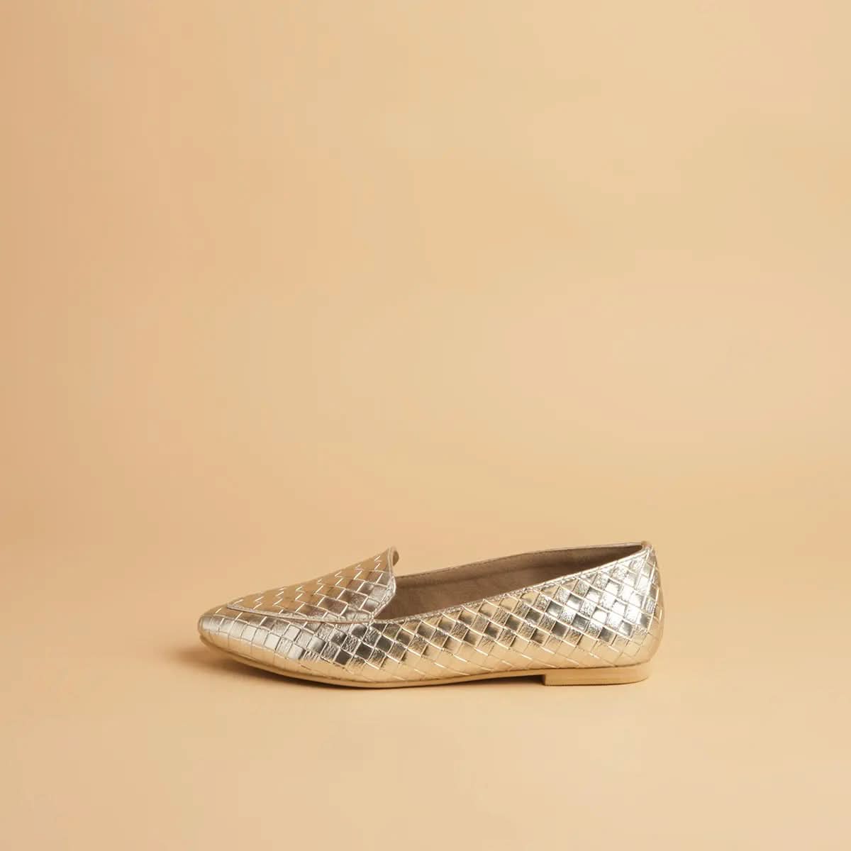 Carin Textured Loafers Status Shoes