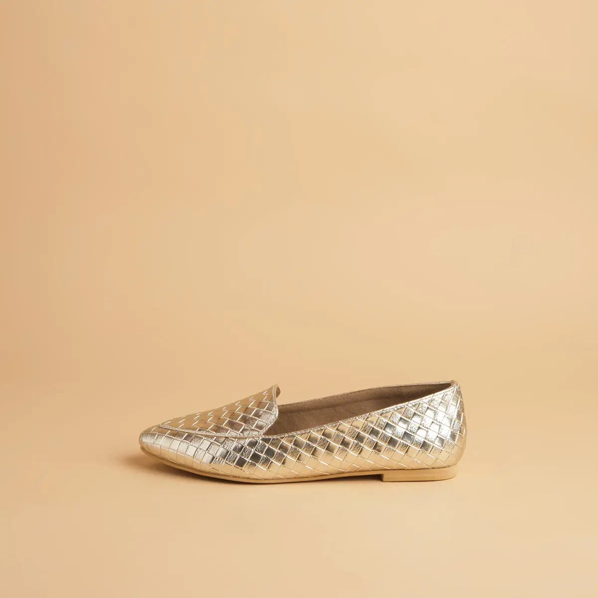 Carin Textured Loafers Status Shoes
