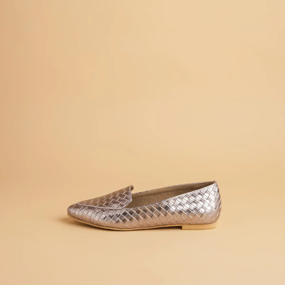Carin Textured Loafers Status Shoes