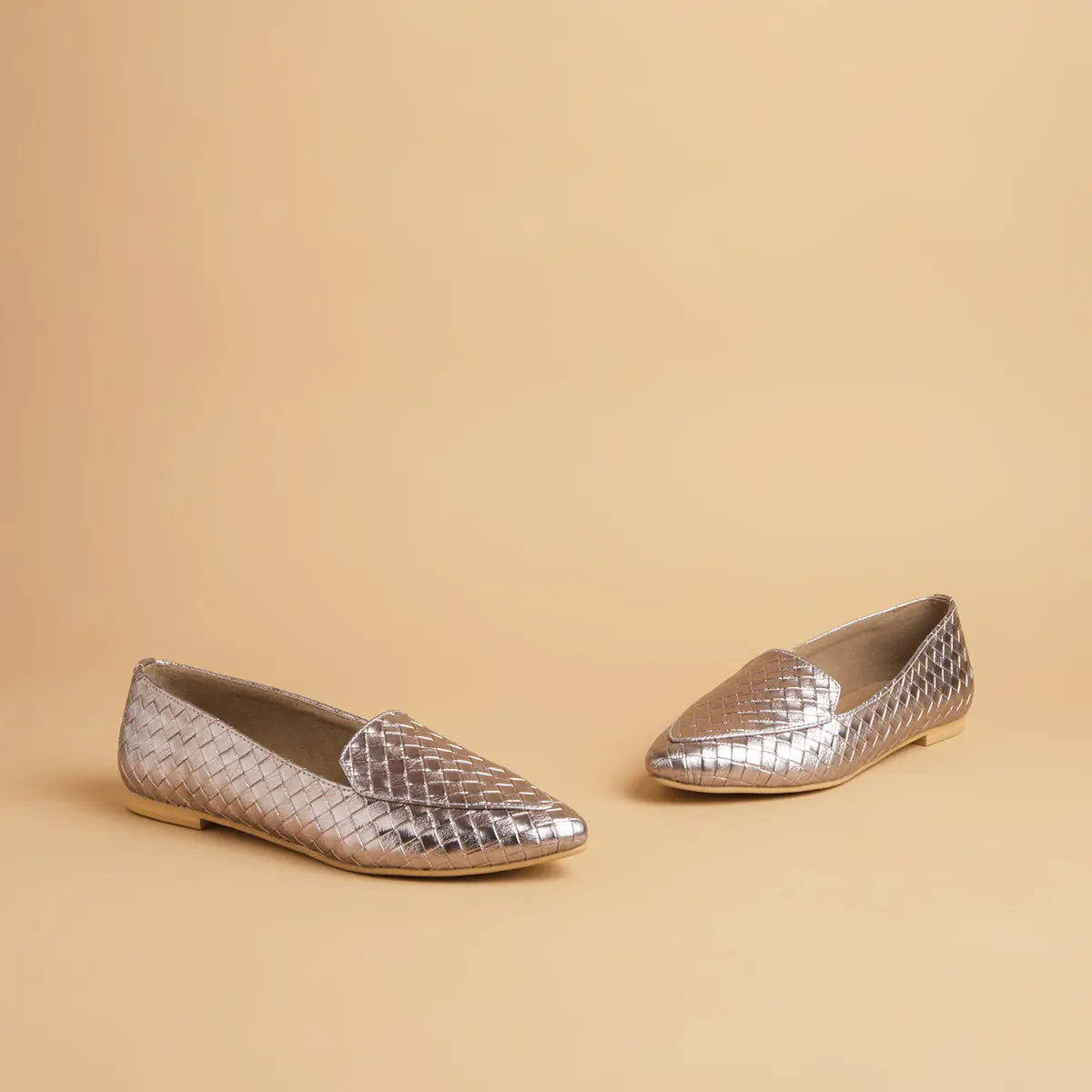 Carin Textured Loafers Status Shoes