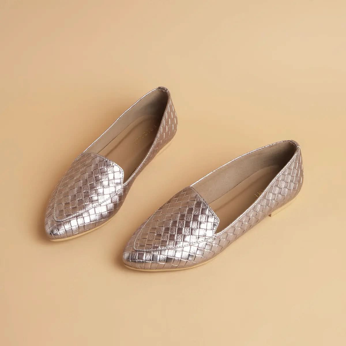 Carin Textured Loafers Status Shoes