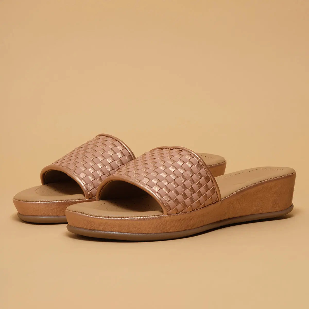 How Style Footwear For Wedding : Guide For To Be Bride Eridani