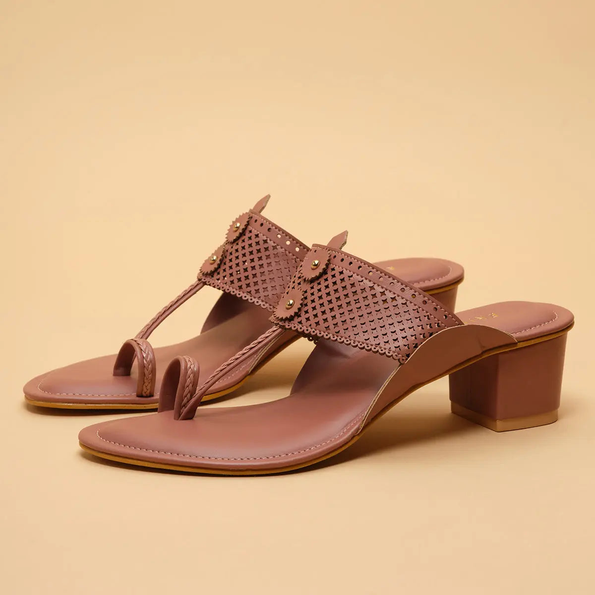 Comfortable Yet Stylish Office Footwear for Women Eridani