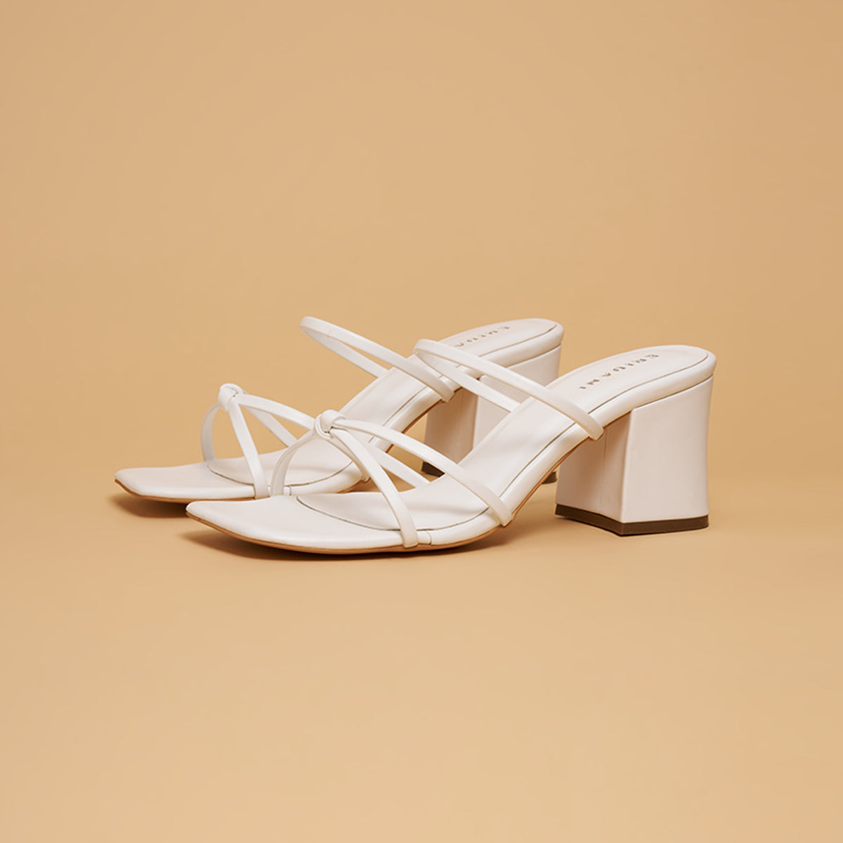 Women's Wide Footwear