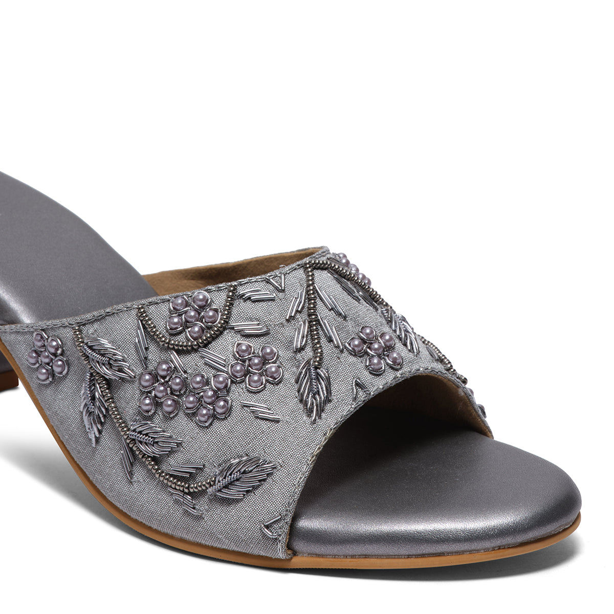 Aarchi Embroidered Heels Mahek Footwear Eridani