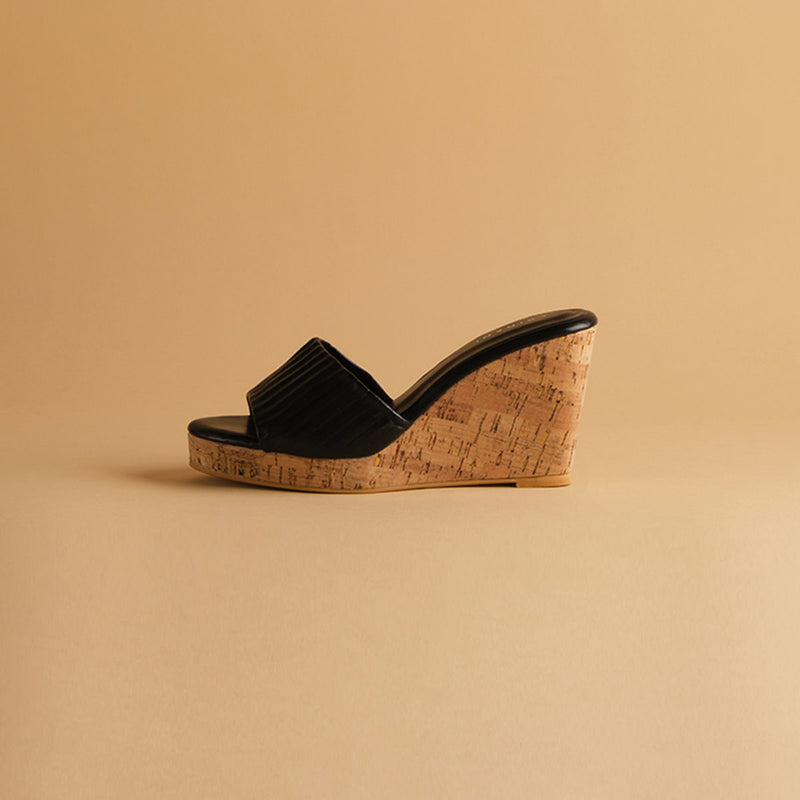 Anwen Solid Wedges