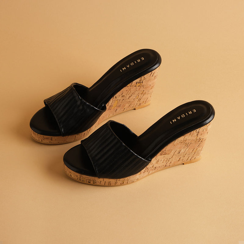 Anwen Solid Wedges