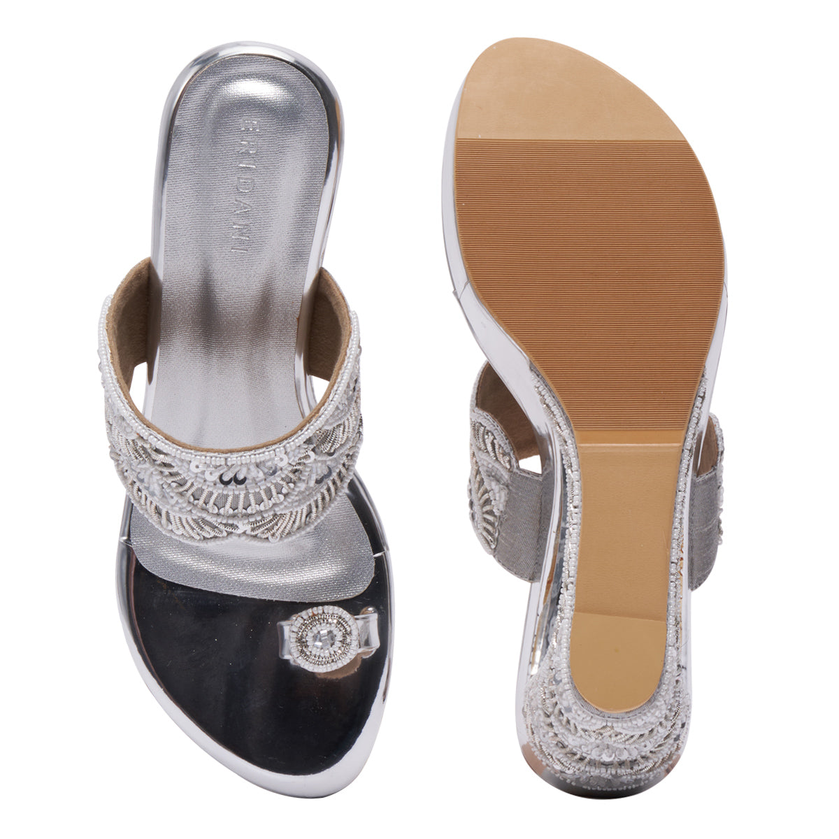Arna Embroidered Wedges Come Eridani