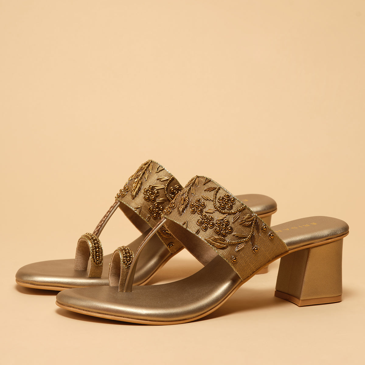 Avika Embroidered Kolhapuri