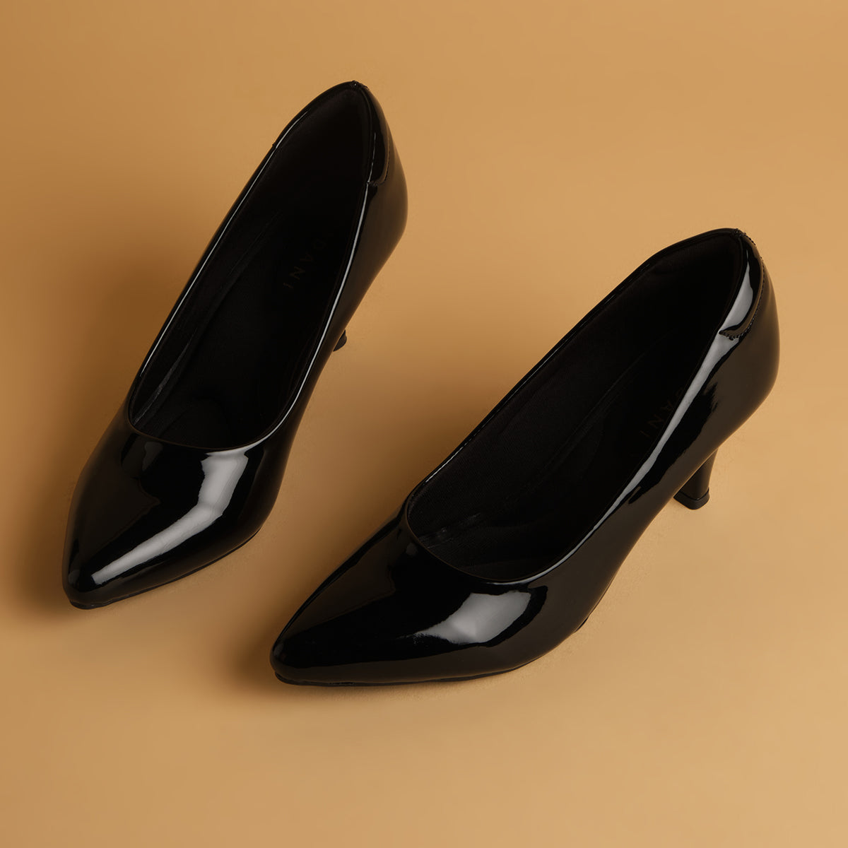 Camelia Patent Pumps