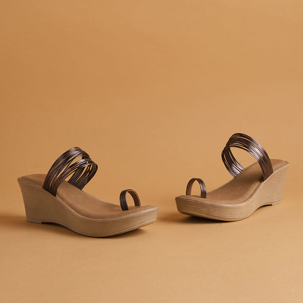 Camila Solid Wedges