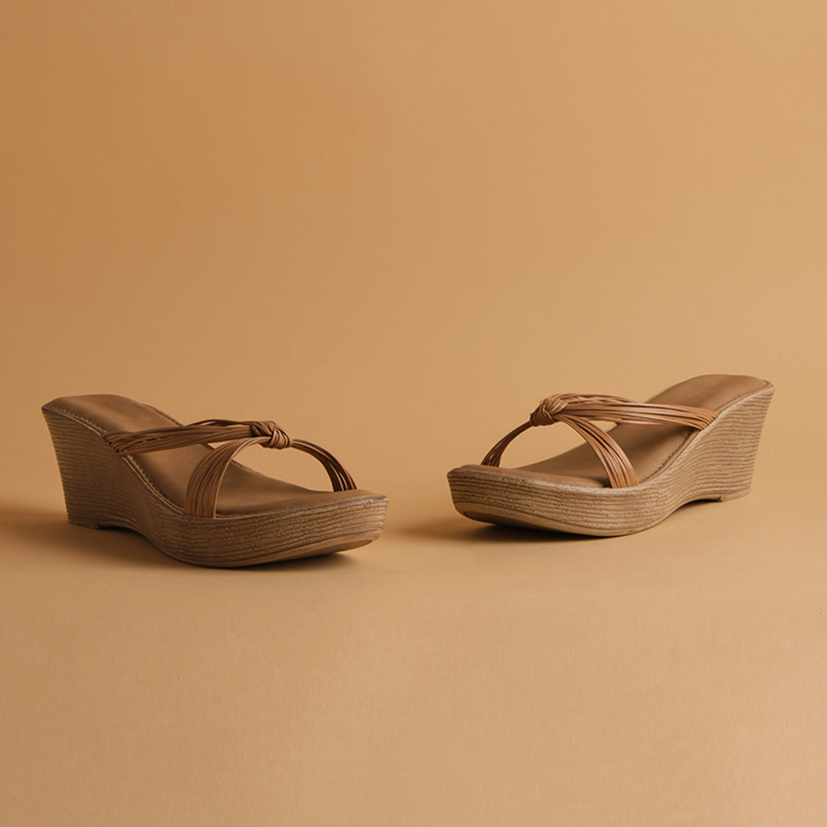 Clarissa knotted Wedges