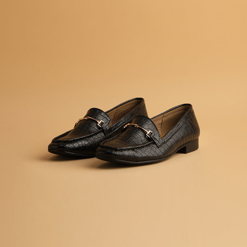 Jessy Textured Loafers
