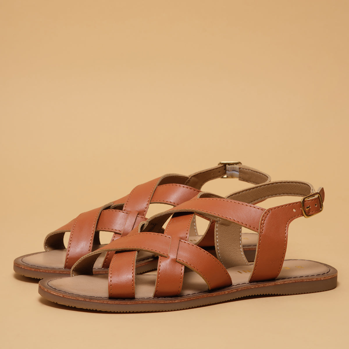 Earleen Criss cross Flats