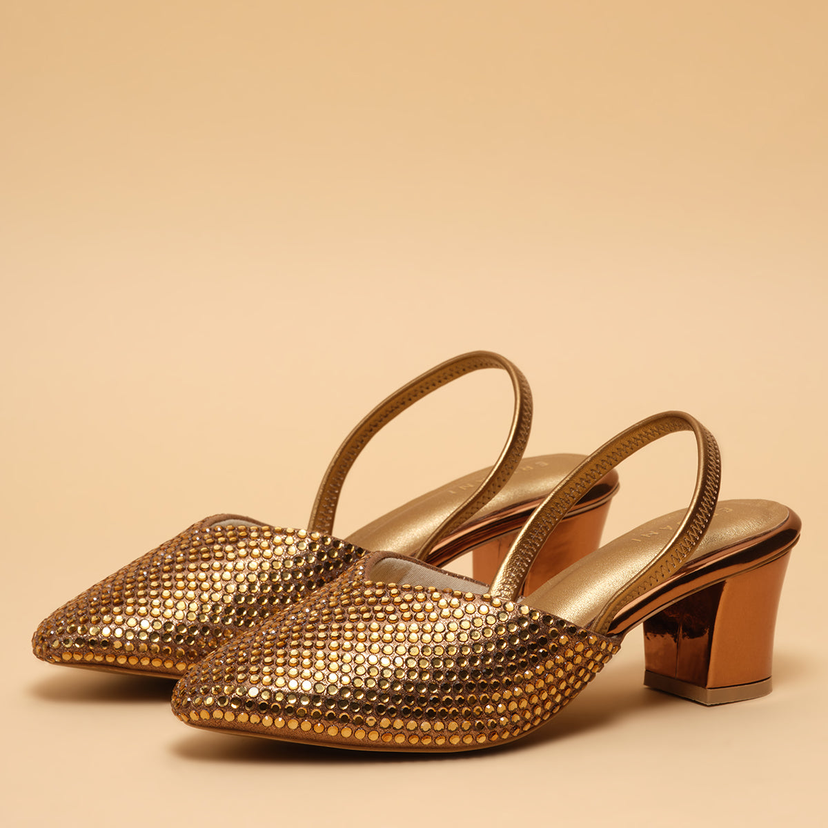Eshani Embellished Sandals Come Eridani