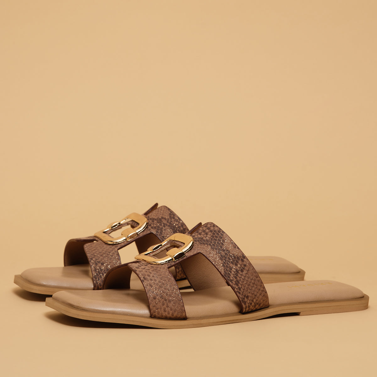 Evelina Textured Flats