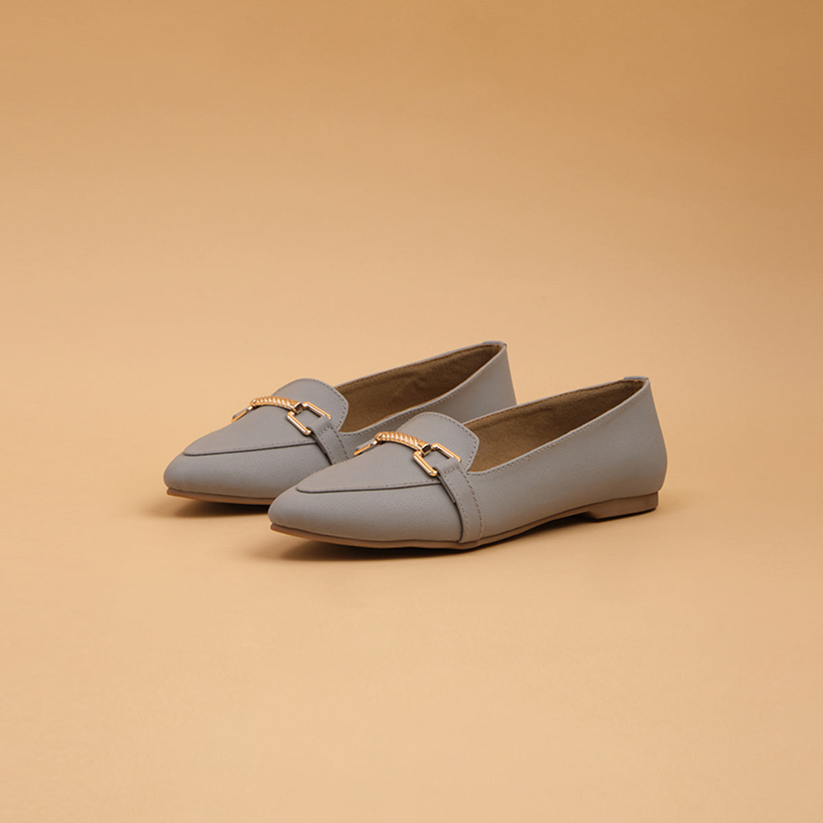 Giselle Solid Loafers