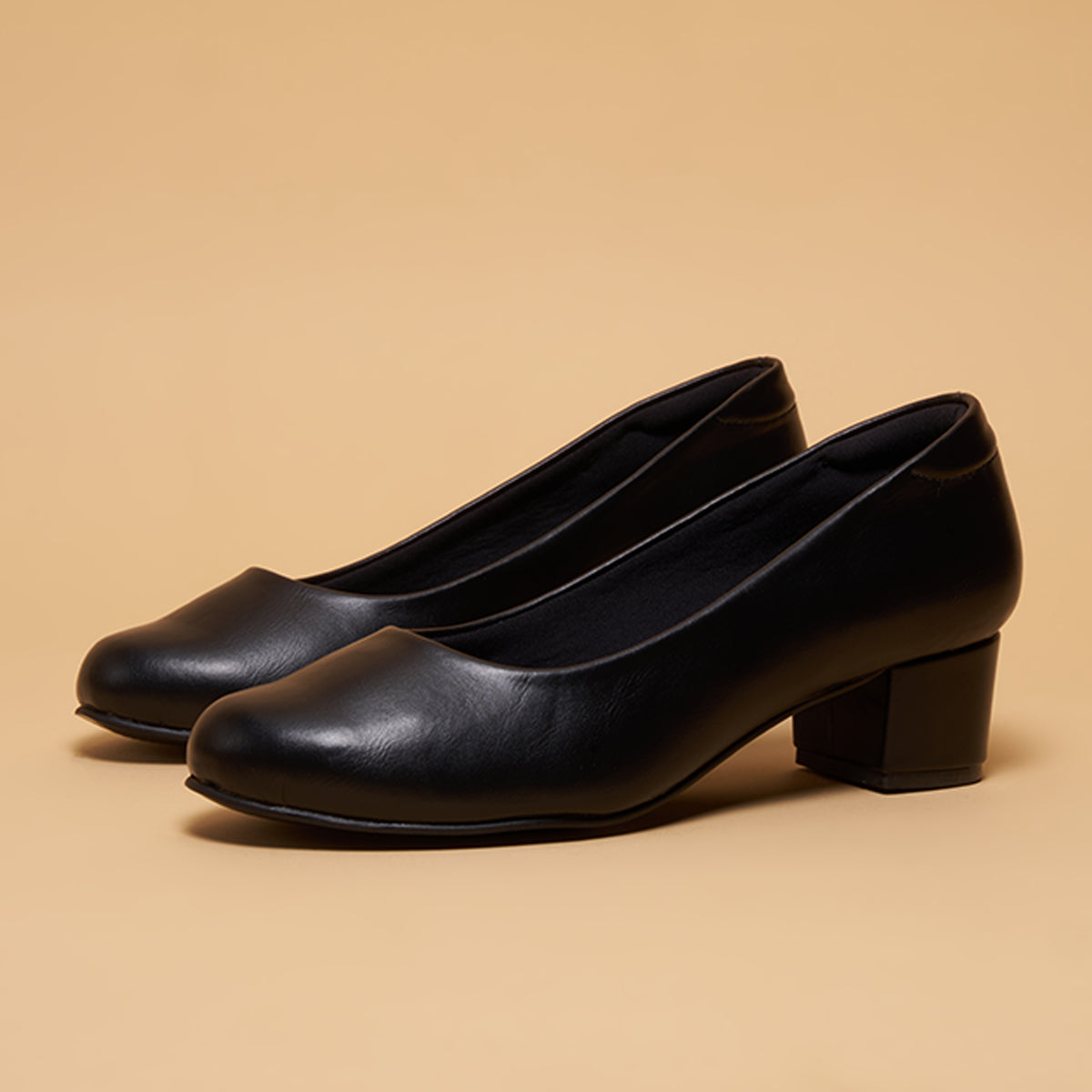 Isabella Solid Pumps